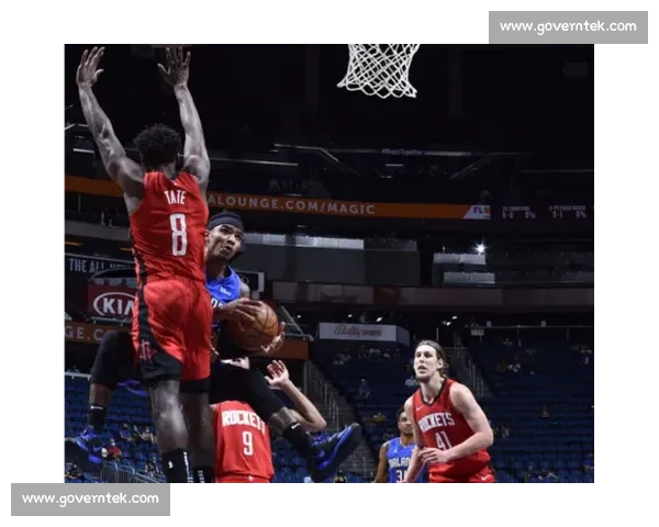 火箭对阵魔术比赛录像解析攻防博弈与关键回合全景回顾精彩瞬间