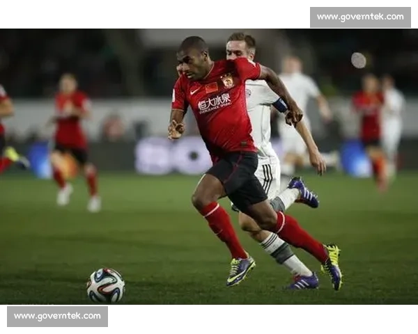 恒大对阵拜仁经典对决全场录像解析与战术回顾巅峰时刻精彩瞬间盘点